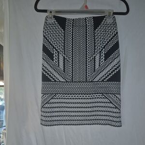 Max Studio Skirt Black And White.   Box 23